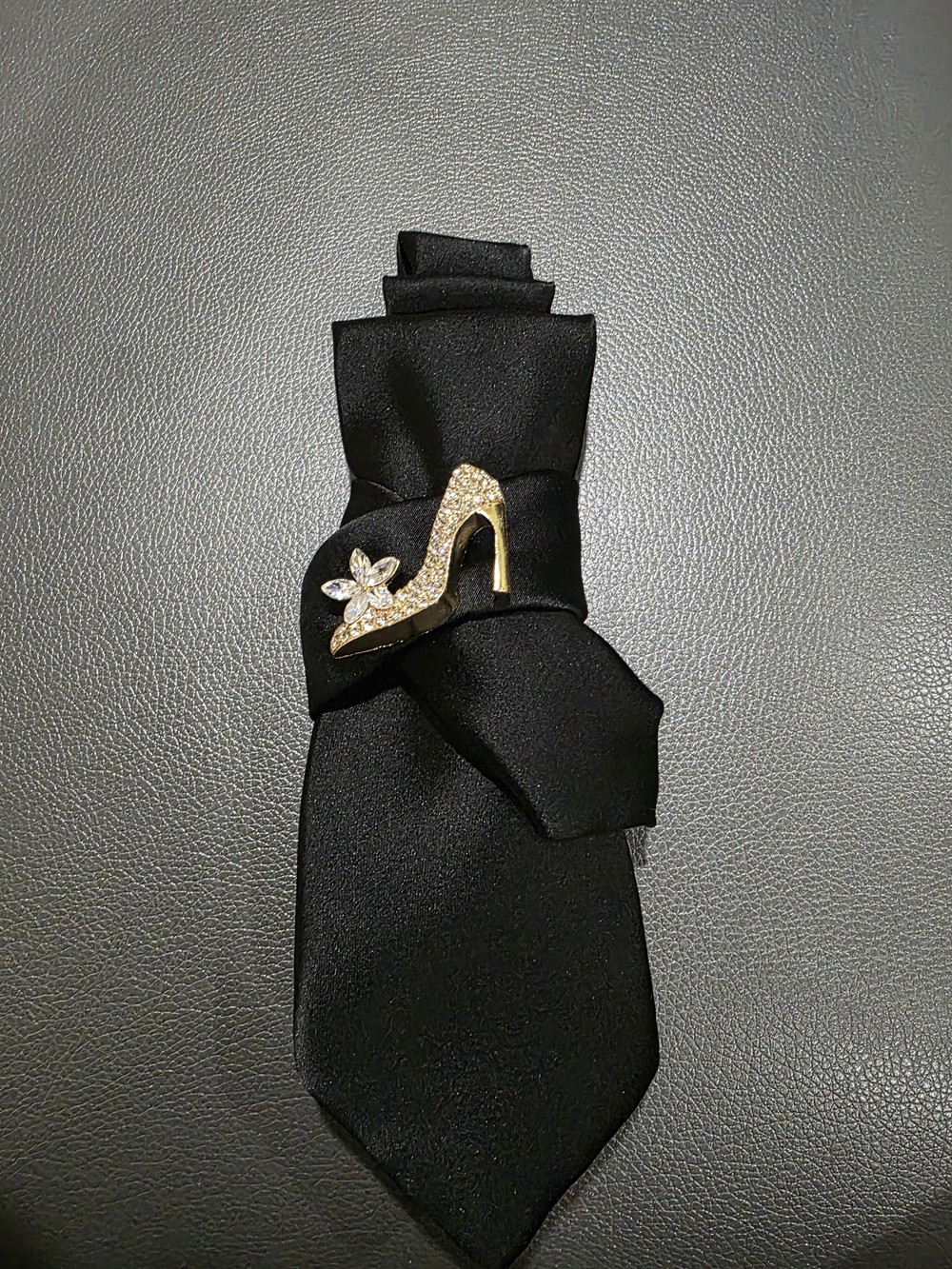 Tie Necklace | Black Satin